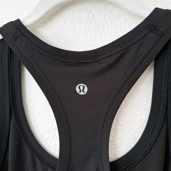 [Lululemon] Black Swiftly Tech Racerback Race Length Seamless Workout Tank Sz 8 - Image 9