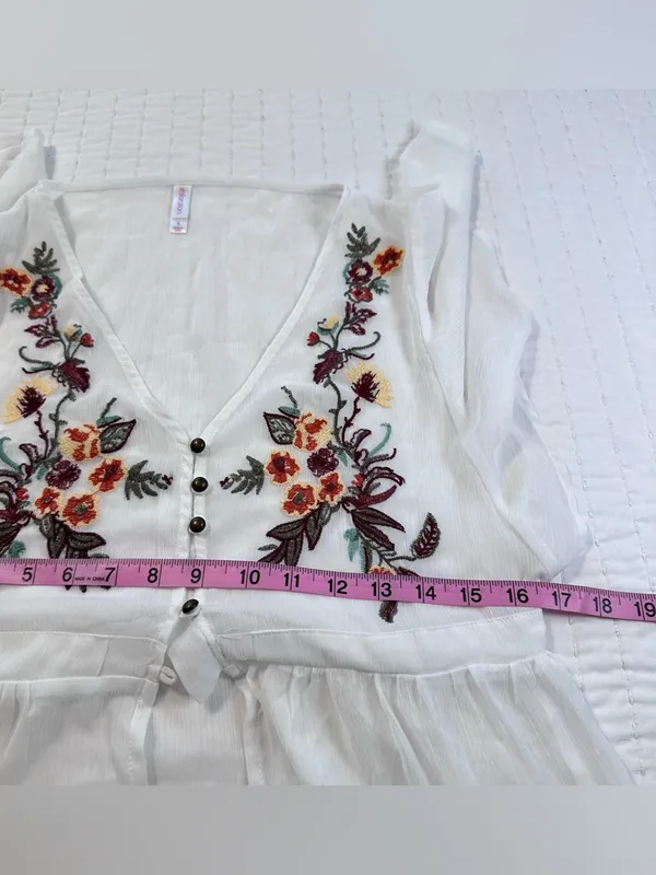 Xhilaration Women’s S White Embroidered Floral Swim Coverup/Cardigan Long Sheer - Image 7