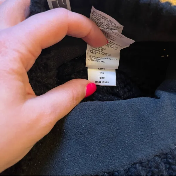 The North Face black knit flannel lined winter hat - Image 5