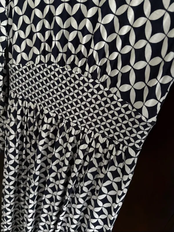 Like New Boden Thea Long Sleeve Midi Dress Navy White Size 6 - Image 4