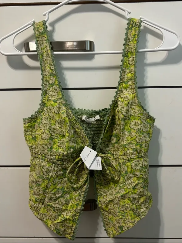 American Eagle Tie Front Floral Tank Top NWT - Image 2