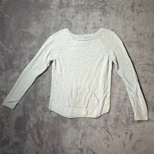 Barefoot Dreams CozyChic Ultra Lite Sweater XS Gray Long Sleeve Kangaroo Pocket - Image 3
