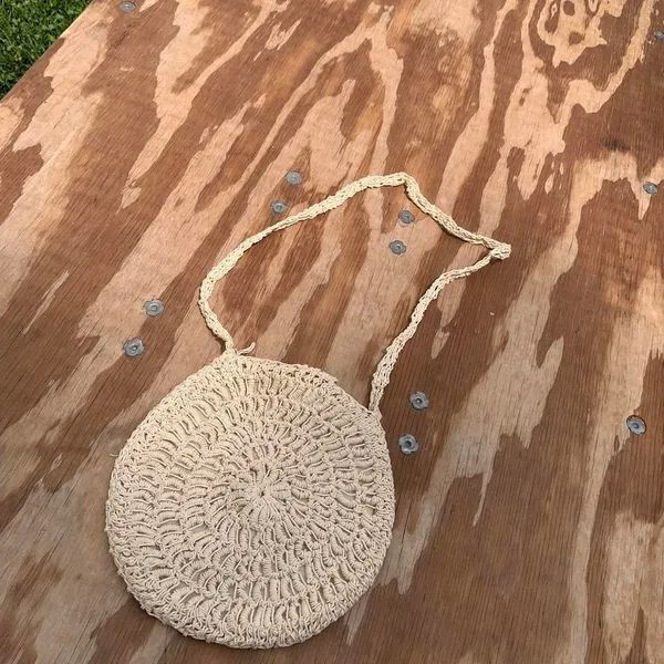 Vintage crochet‎ circle off the shoulder purse - Image 3