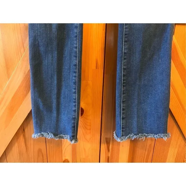 Free People, distressed jeans, size 25 ￼(1665) - Image 2