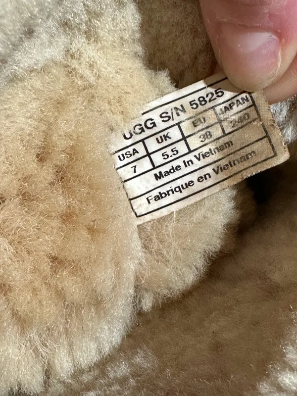 UGG boots  - Image 7
