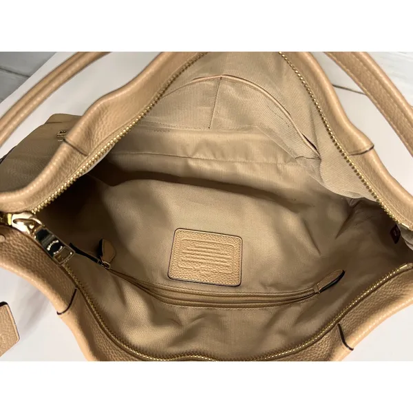 Coach Pebbled Leather Scout Hobo Shoulder Bag Tan Beige Gold Tone Hardware - Image 15