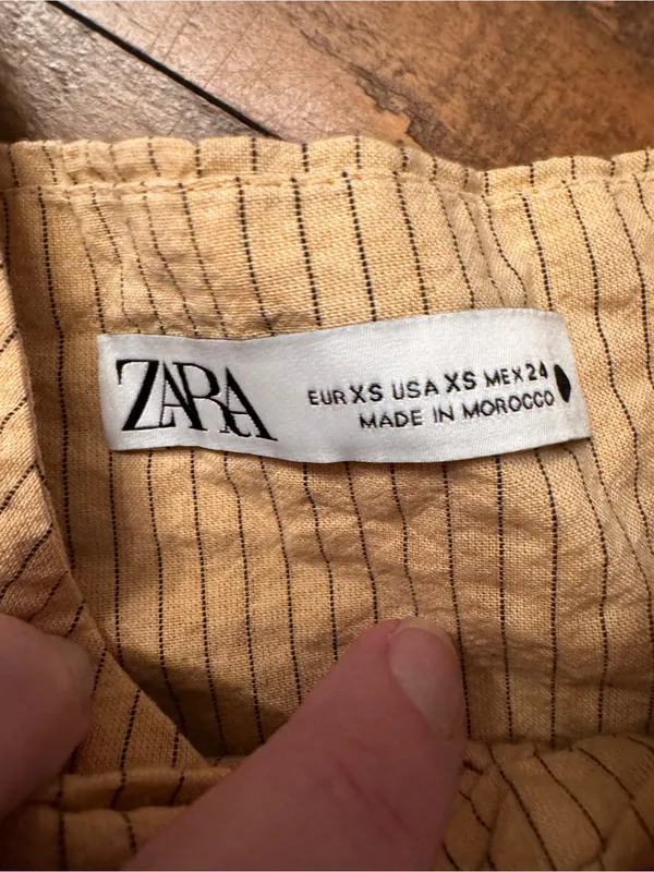 ZARA Textured Halter Crop Top‎ - Image 5