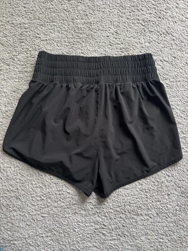 GapFit Shorts - Image 2
