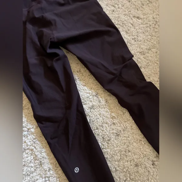 Lululemon In Focus Run Tight Size 10 Plum‎ Shadow PSHW Reflective Details - Image 10