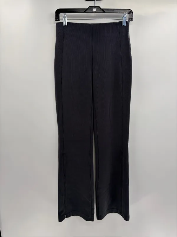 Lululemon women’s workout active Ribbed Softstreme Flared Pant *Regular size 6 - Image 2