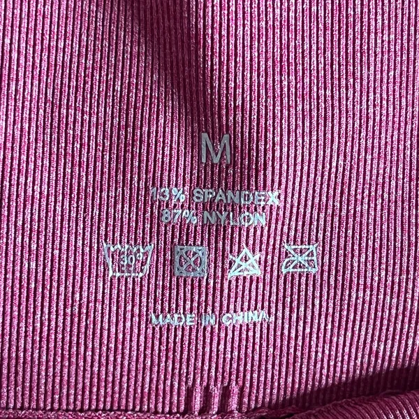 NVGTN Women's Maroon Pink Curve Seamless High Waisted Leggings‎ Size Medium - Image 4