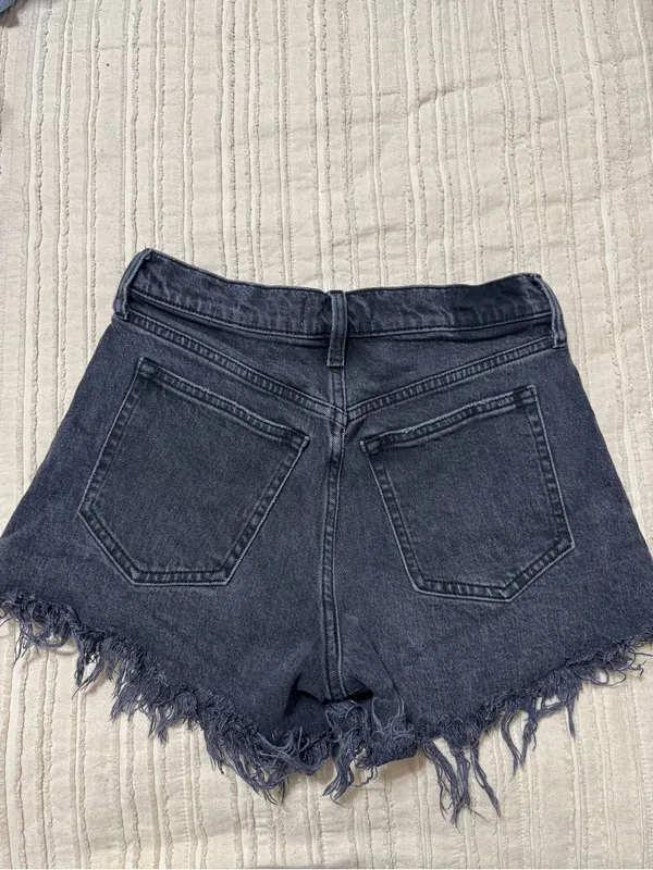 Abercrombie & Fitch The 90s Relaxed Cutoff Short High Rise - Image 3