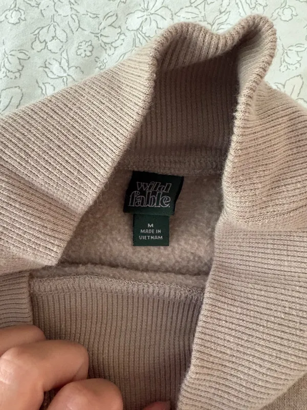 Wild Fable Target mock neck cropped sweatshirt - Image 2