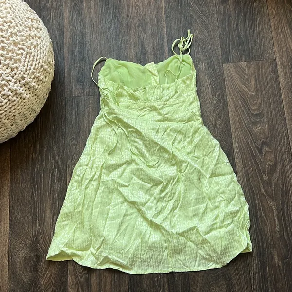 ASTR GREEN DRESS - Image 3