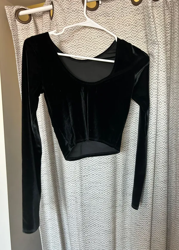 Abercrombie Velvet Longsleeve Top - Image 2