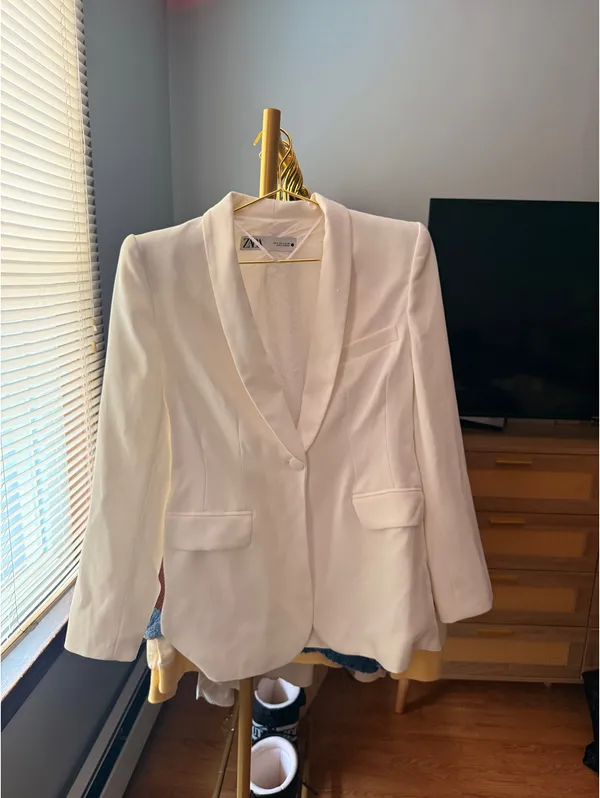 Zara White Blazer Style 77302 - Image 2