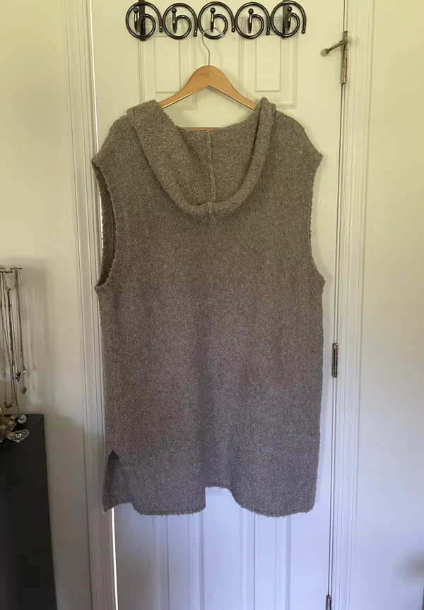 Aerie Beige & Tan Teddy Hooded Vest - Image 6