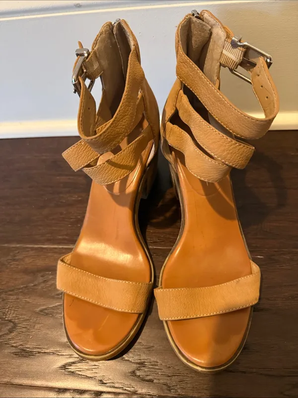 Jessica Simpson Women’s Tan Suede Block Heel Ankle Strap Sandals 7.5 - Image 2