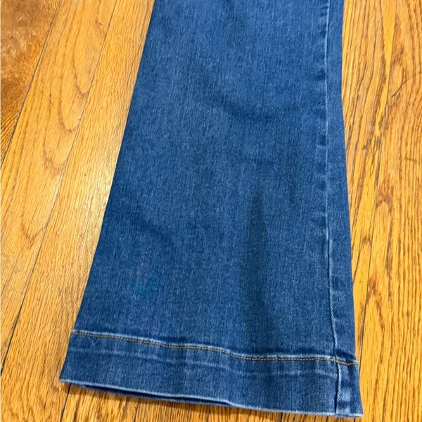 Veronica beard Carson ankle flare high rise jeans in washed oxford blue denim 30 - Image 4