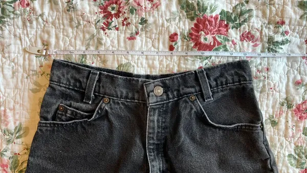 Levi’s Cutoffs Black Denim Shorts Orange Tab - Image 7