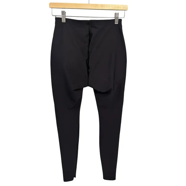 Skims Body Butt Enhancing Padded Legging onyx Medium New with tags - Image 4