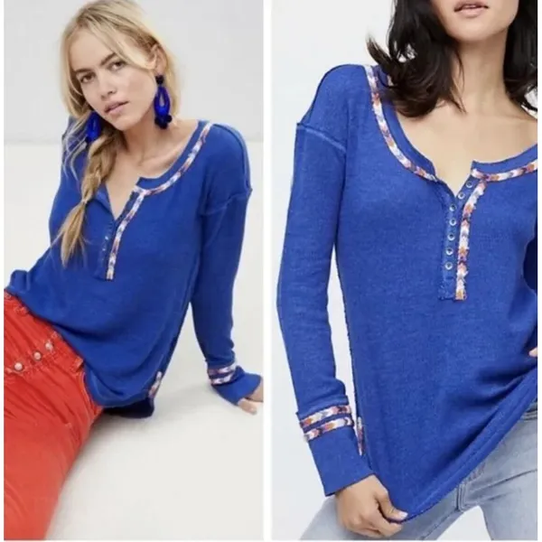 Free People Royal Blue Rainbow Embroidered Henley Thermal Top‎ Boho Small - Image 4