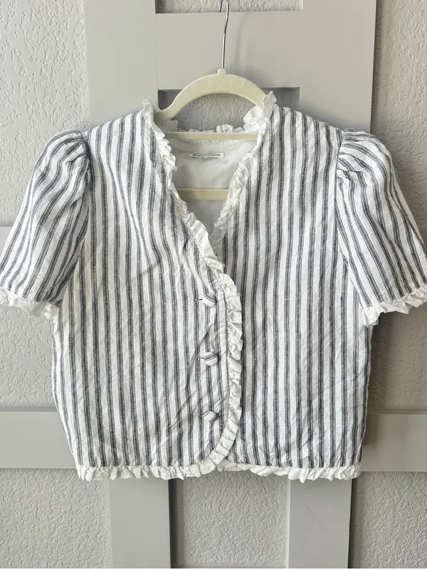 Reformation Linen top size small - Image 3