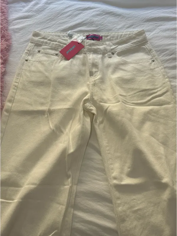 Edikted bow pocket low rise baggy jeans - Image 4