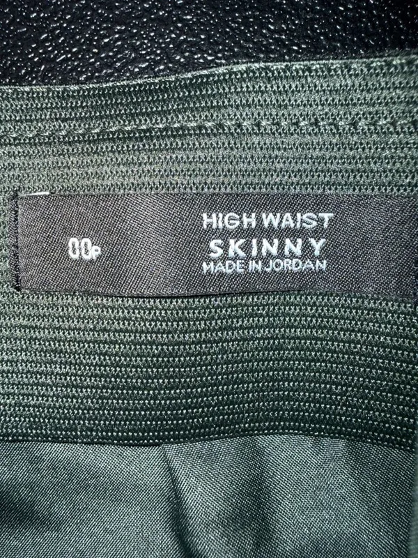 LOFT Petites High Waist‎ Skinny Pants Size 00P - Image 4
