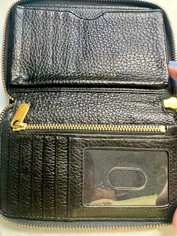 Marc Jacobs Wallet Leather - Image 8