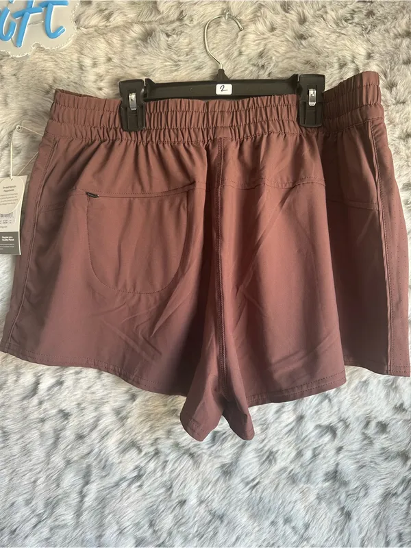 118. Vuori dash short xl chestnut nwt - Image 2