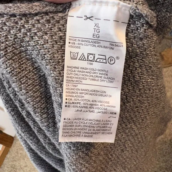 Old‎ Navy Sweater - Image 7