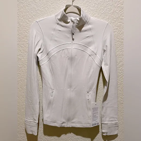 Lululemon NWT Define Jacket Nulu in Bone Color Size 10 Full Zipper - Image 7
