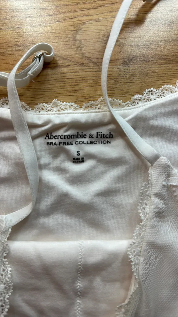 Abercrombie Bra Free Cami Tank - Image 3