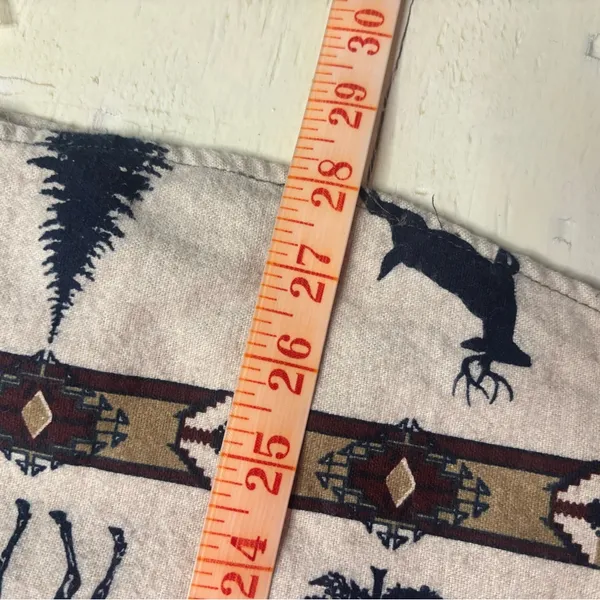 Cabela's Womens Nature Aztec Animal Theme Shirt Size Large Flannel 100% Cotton - Image 4