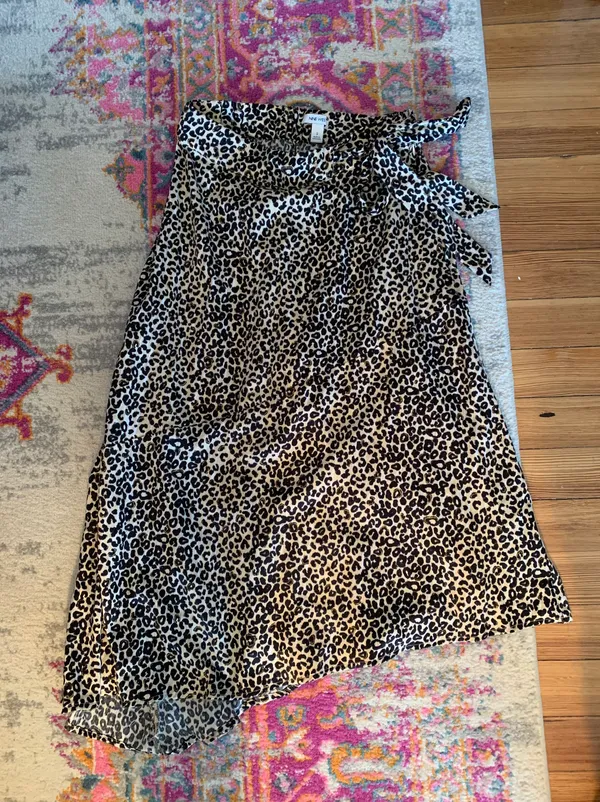 Leopard Midi Skirt Size Small - Image 2