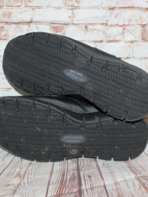 Skechers Work Women's Relaxed Fit Slip Resistant Work Shoe Black Size 8 - Image 7