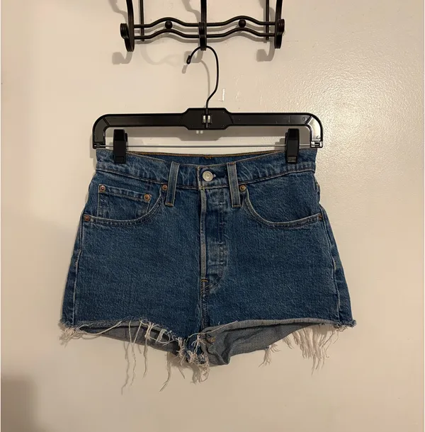 Levi’s High Rise Medium Wash Button Fly 501 Cut Off Shorts 26 - Image 3