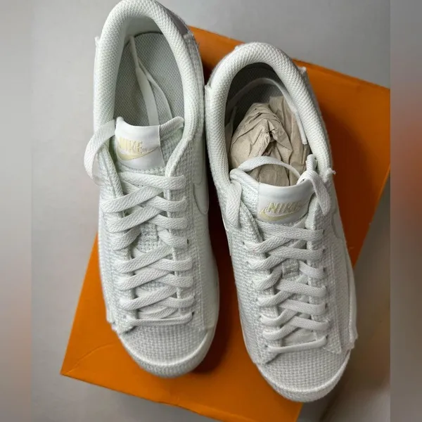 Nike unisex Blazer Low leather-trimmed crocheted platform sneakers casual comfy - Image 6