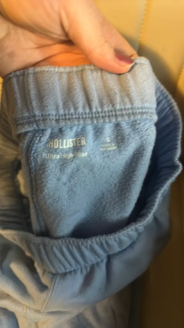 Hollister Sweatpants Blue - Image 4