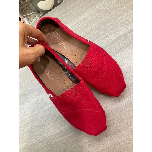 Toms Womens Alpargata Red Canvas Slip On‎ Flats - Image 12
