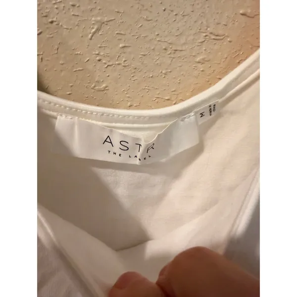 ASTR the Label‎ Bodysuit Womens M Ivory Fatima Puff Sleeve Scoop Neck Romantic - Image 4