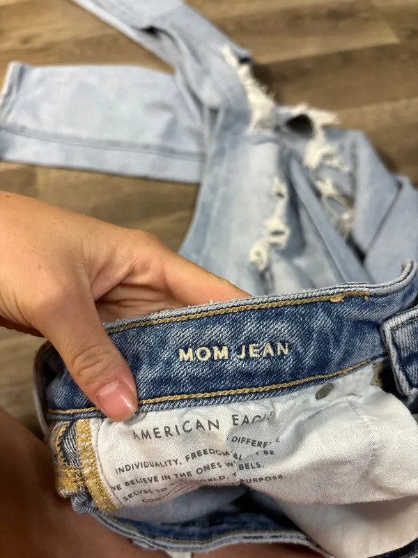 American Eagle Mom Jeans - Image 4