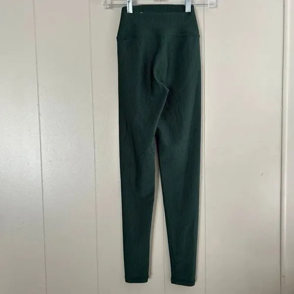 Aerie OFFLINE Real Me Ribbed Crossover High Rise Leggings XS Dark Green - Image 2