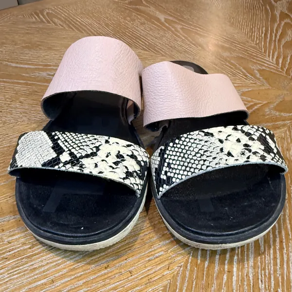 Sorel Ella II Slide Sandals Mauve Vapor‎ Snake Flat Two Strap Size 9 - Image 3