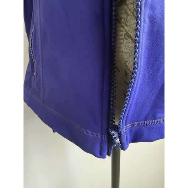 Lululemon define size 12‎ Purple Jacket Flaws Missing Zip - Image 5