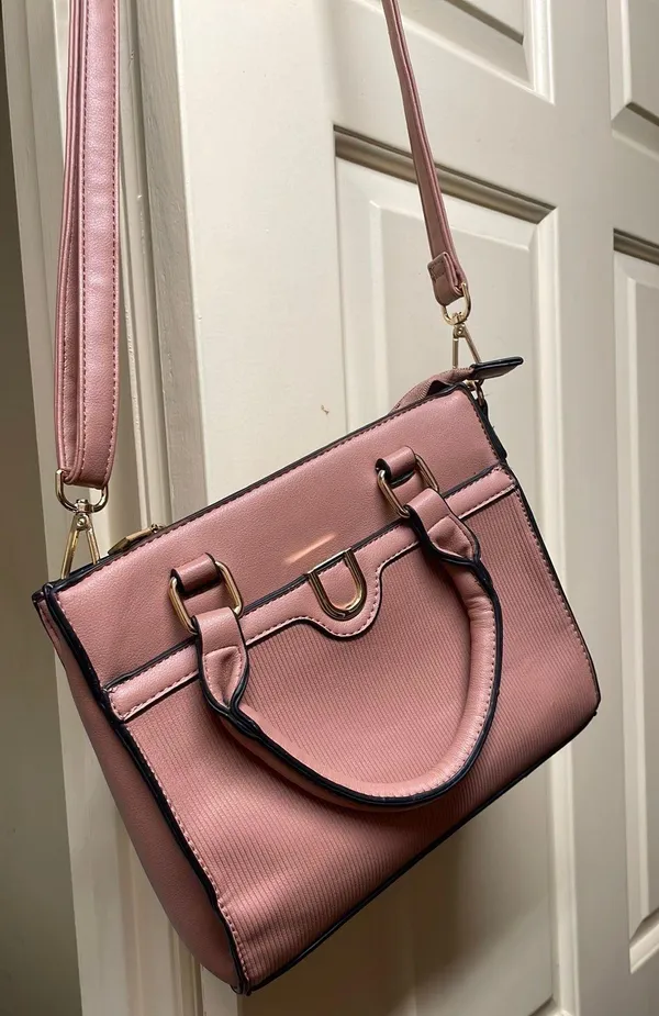 Nude Pink Handbag/Crossbody Purse - Image 4
