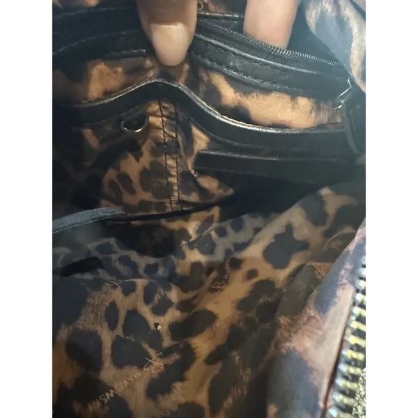 B Makowsky leather handbag‎ crossbody Shoulder Silver Hardware Leopard Interior - Image 10