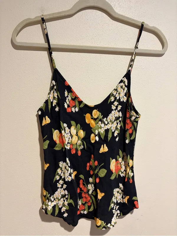 Reformation Gem Cherry Fruit Pattern V-Neck Cami Sleeveless Tank Top Size Large - Image 2