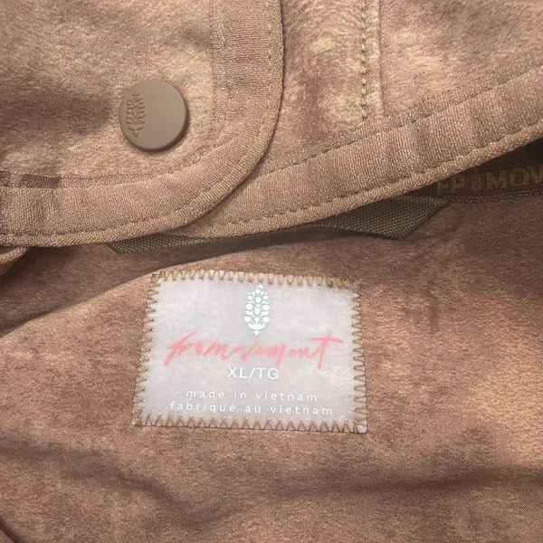 FP Movement Women's Canyon Crushin Jacket Toasted Almond Size XL NWT $228 MSRP - Image 9